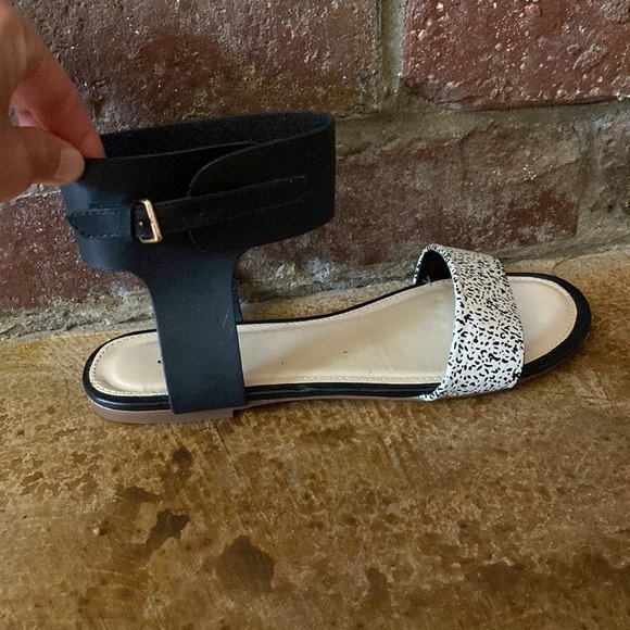 JUST Fab black‎ and animal print gladiator sandals - Picture 5 of 9